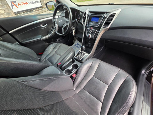 Used 2013 Hyundai Elantra GT w/ Style Pkg image 10