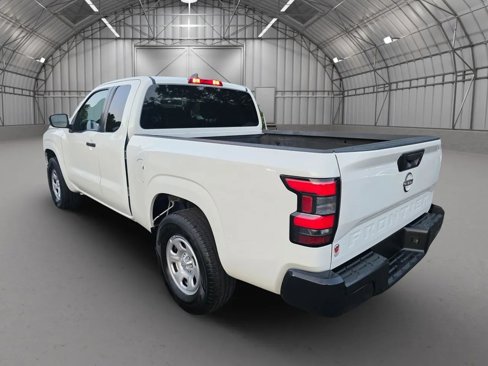 Used 2024 Nissan Frontier S w/ S Utility Package image 2