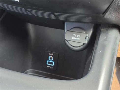 Used 2018 Dodge Journey SE w/ Popular Equipment Group image 24