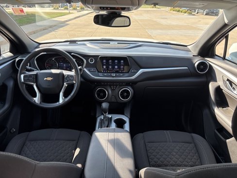 Used 2022 Chevrolet Blazer LT image 16