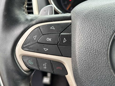 Used 2017 Jeep Grand Cherokee Limited image 18
