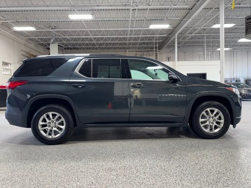 Used 2018 Chevrolet Traverse LT image 11