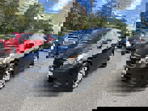 Used 2017 Kia Forte LX image 1