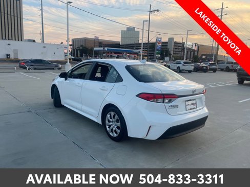 Used 2024 Toyota Corolla LE image 3