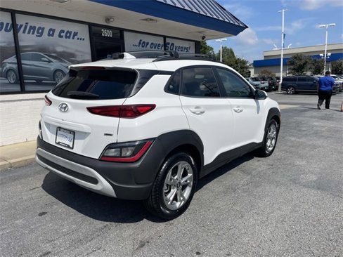 Certified 2023 Hyundai Kona SEL image 6
