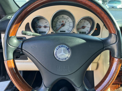 Used 2001 Mercedes-Benz SLK 320 image 25