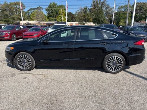 Used 2017 Ford Fusion SE w/ Fusion SE Technology Package image 8