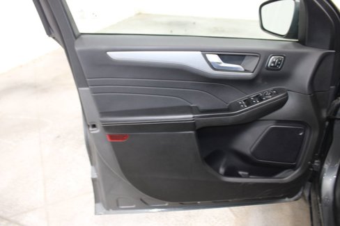 Used 2024 Ford Escape Platinum image 18