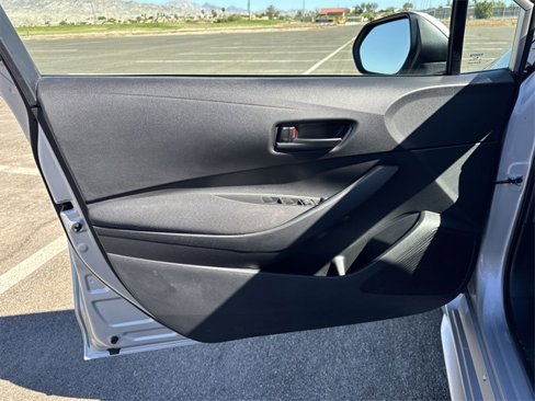 Used 2023 Toyota Corolla LE image 9