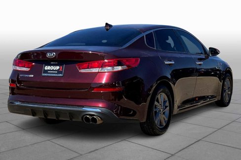 Used 2020 Kia Optima LX image 11
