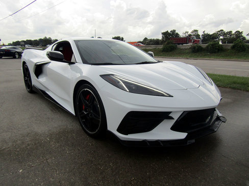 Used 2022 Chevrolet Corvette Stingray Preferred Cpe w/ Z51 Performance Package image 3