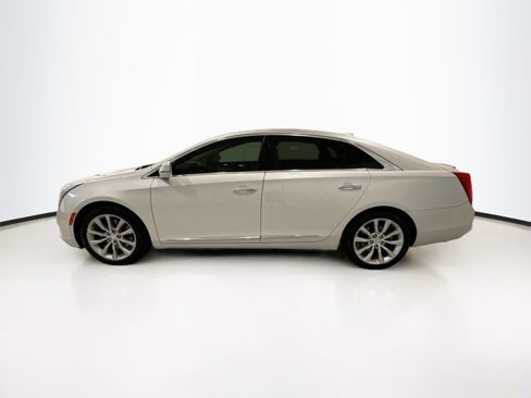 Used 2017 Cadillac XTS Luxury w/ Driver Awareness Package image 4