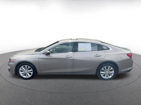 Used 2024 Chevrolet Malibu LT image 9