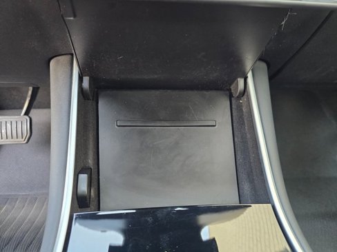 Used 2020 Tesla Model 3 Performance image 22