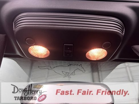 Used 2005 Ford Mustang Convertible image 44