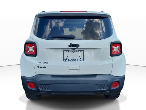 Used 2019 Jeep Renegade Altitude w/ Quick Order Package 2XM image 5