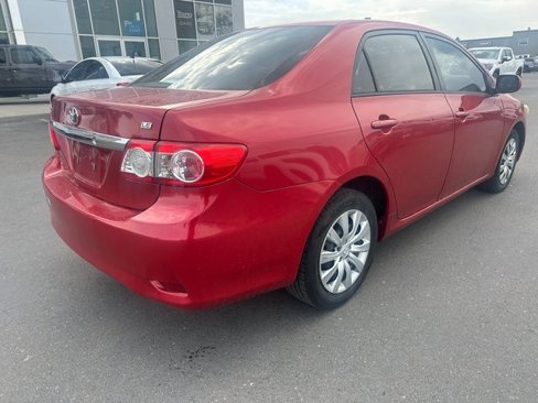 Used 2012 Toyota Corolla LE image 3