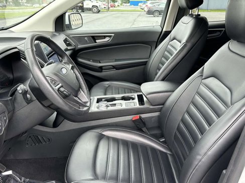 Used 2022 Ford Edge SEL image 16