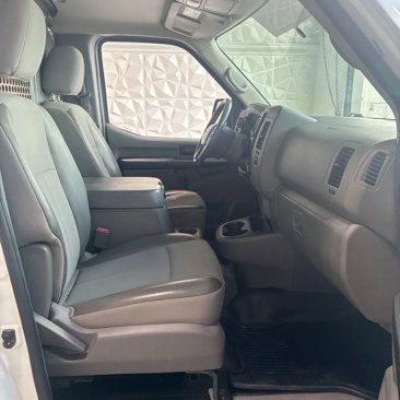Used 2018 Nissan NV 2500 SV w/ Navigation Package image 10