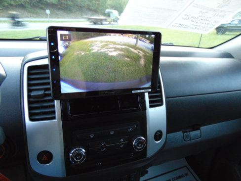 Used 2015 Nissan Xterra PRO-4X w/ Pro-4x Leather Package image 7