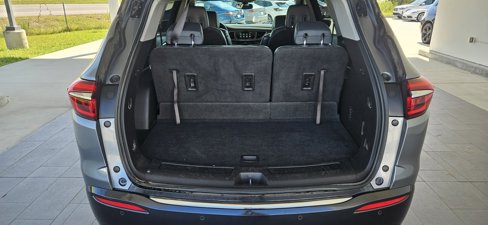Used 2018 Buick Enclave Essence image 14