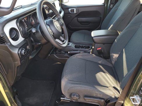 Used 2024 Jeep Gladiator Sport image 11