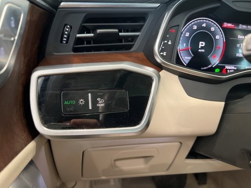 Used 2021 Audi A6 Premium Plus image 28