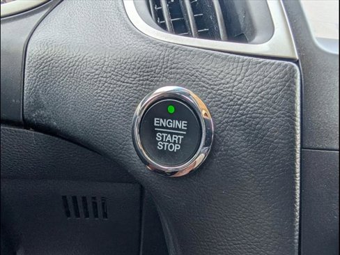 Used 2020 Ford Edge SEL image 7