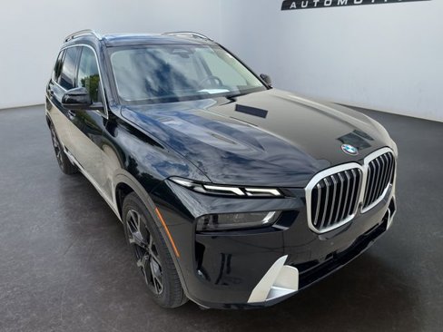 Used 2023 BMW X7 xDrive40i image 12