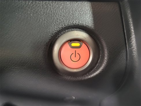 Used 2015 Nissan Leaf SV image 25