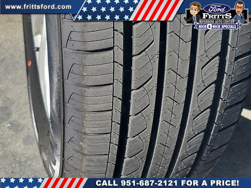 Used 2021 Chevrolet Equinox LS w/ LS Convenience Package image 19