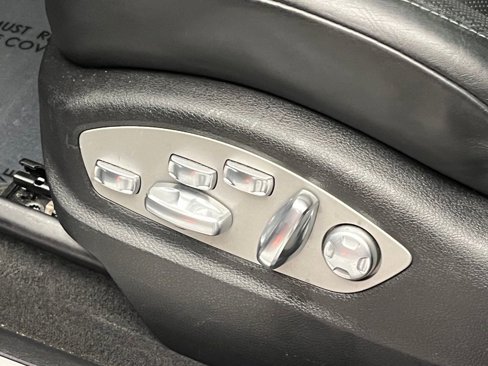 Used 2017 Porsche Macan Turbo image 28