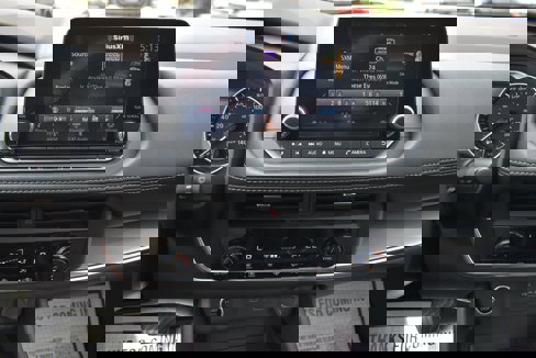 Used 2023 Nissan Rogue SV image 25