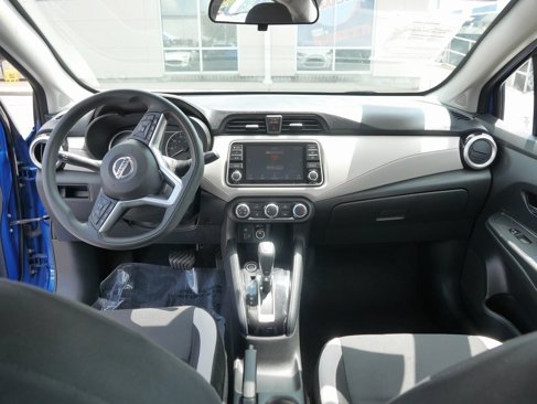 Used 2021 Nissan Versa SV image 25