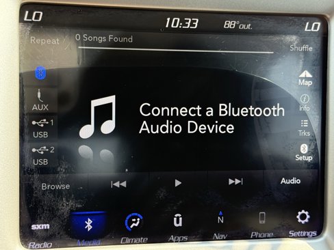 Used 2018 Jeep Compass Latitude w/ Popular Equipment Group image 10