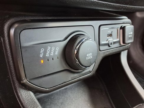 Certified 2022 Jeep Renegade Latitude image 15