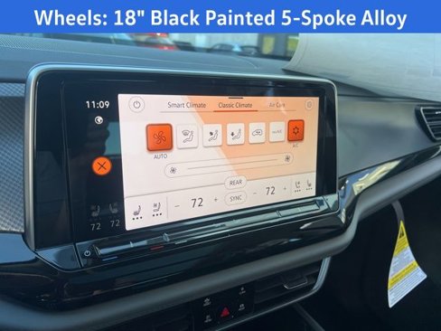 New 2025 Volkswagen Atlas Peak Edition SE image 13