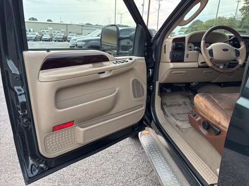 Used 2007 Ford F250 King Ranch image 14