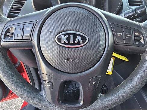 Used 2012 Kia Soul ! w/ Premium Pkg image 9