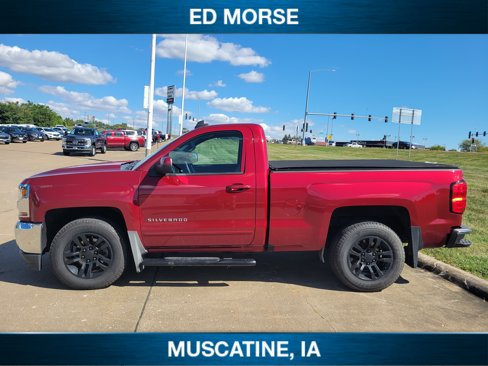 Used 2018 Chevrolet Silverado 1500 LT w/ LT Convenience Package image 5