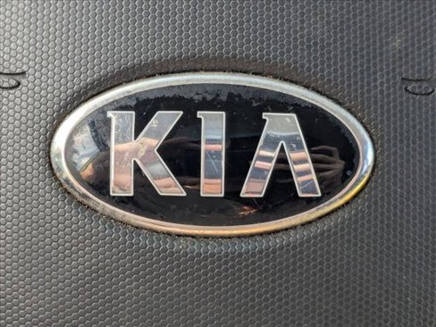 Used 2013 Kia Soul + w/ Audio Pkg image 11
