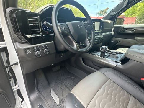 Certified 2024 Chevrolet Silverado 1500 ZR2 w/ Dark Appearance Package image 10