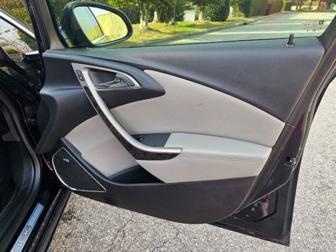 Used 2014 Buick Verano Convenience image 30