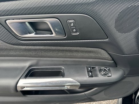 Used 2024 Ford Mustang Coupe image 13