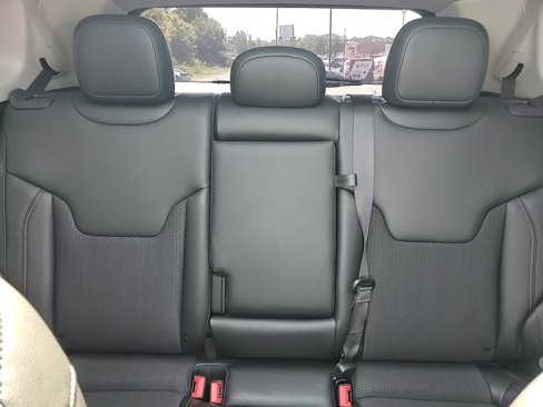Used 2022 Jeep Compass Trailhawk w/ Sun and Sound Group image 21