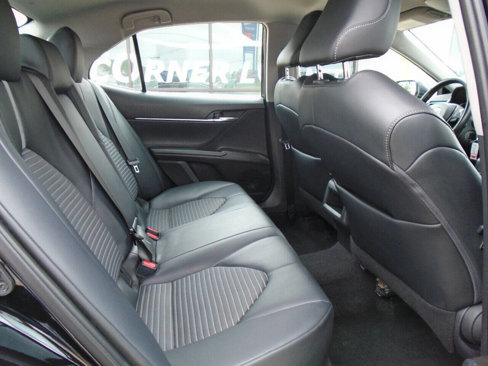 Used 2021 Toyota Camry SE image 14