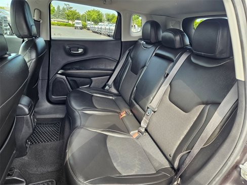 Used 2021 Jeep Compass Latitude image 28