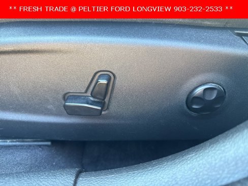 Used 2015 Chrysler 300 C w/ Light Group image 14