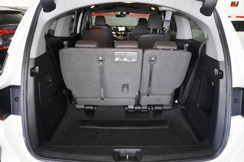 Used 2018 Honda Odyssey Touring image 9