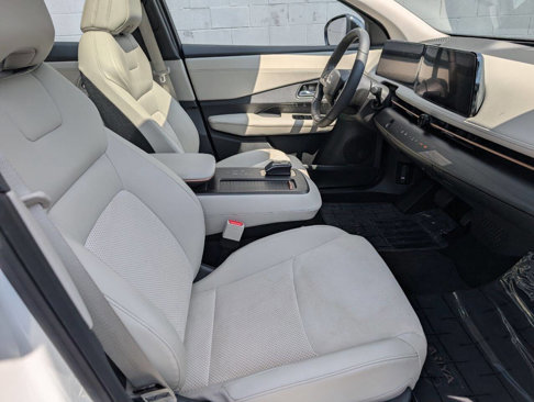 Used 2024 Nissan Ariya AWD image 8